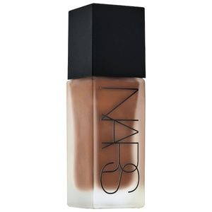 Nars All Day Luminous Weightless Foundation 30 ml